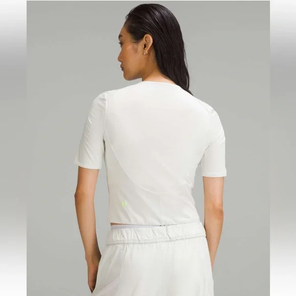 Lululemon Tight-Fit Lined T-Shirt - Picture 3 of 10